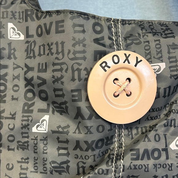 Roxy Black Logo Print Tote bag with Pink Trim and Button - Picture 2 of 7